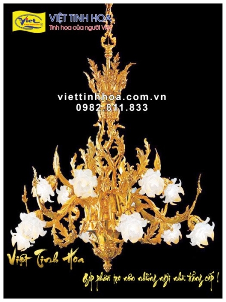 Đèn đồng mạ vàng - Cổng Biệt Thự Việt Tinh Hoa - Công Ty TNHH Xây Dựng - Thương Mại Việt Tinh Hoa